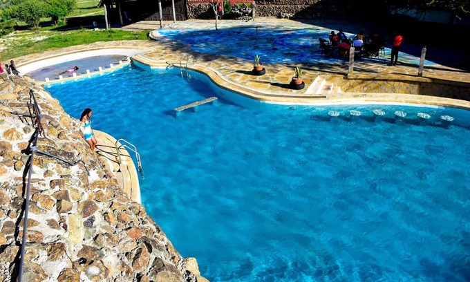 Isinya RV Rental | Pet-Friendly Enchipai Campsite & Cottages with Breakfast