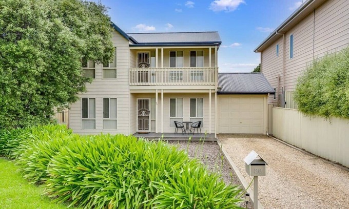 Encounter Bay House | Oceanfront Bliss at Encounters by the Sea - Top Rated Escape