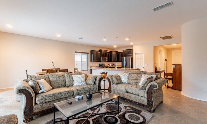 Festival Ranch House | Pet-Friendly Desert Oasis with Top Guest Rating of 9/10
