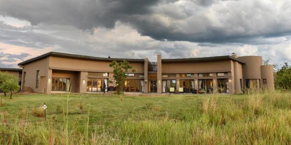 Sterkrivier Cabin | Relaxing Endcliff Safari Lodge & Spa with Pool & Breakfast