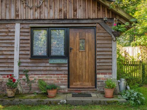 New Forest District House | Pet-Friendly Endymion: A Budget-Friendly Getaway