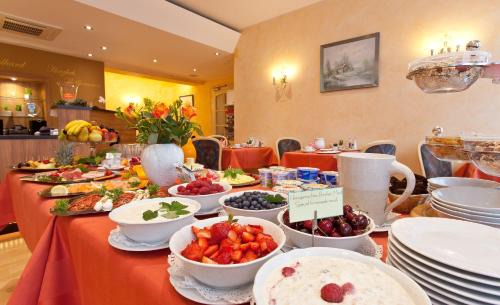Kirchheim am Ries Hotel | Experience Engelhard Das Landhotel Garni: 4-Star Comfort