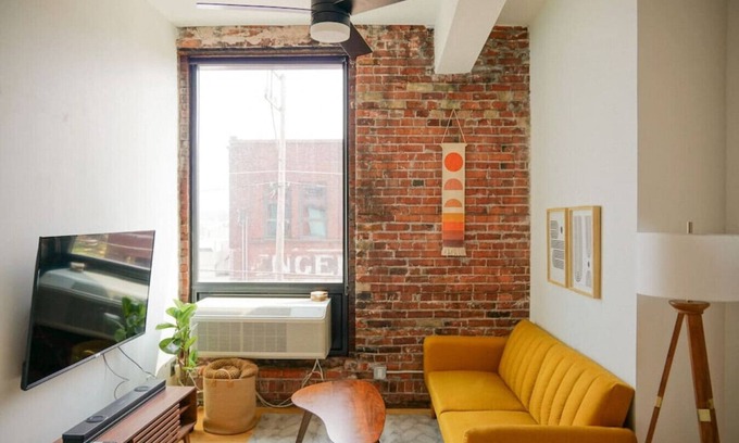 Duluth Apartment | Enger Lofts Hotel 🌲 Modern Getaway in the Heart of the Craft District