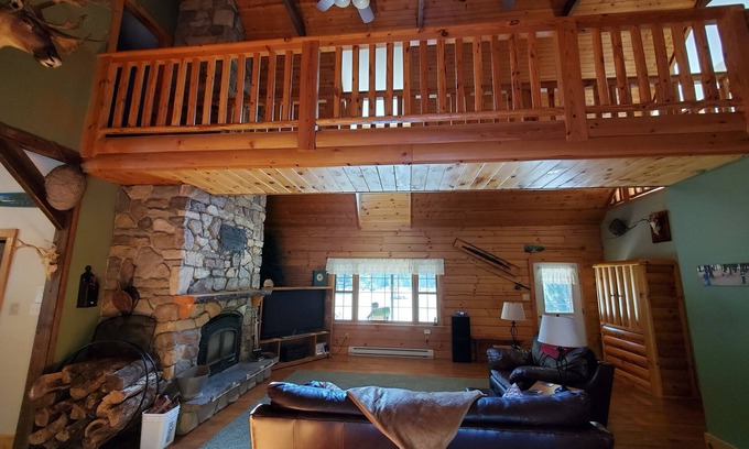 Antes Fort Cabin | Discover English Center Cabin: 10/10 Rated Family Retreat