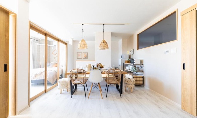 Nishi Apartment | Discover eni minamihorie Kaede: Child-Friendly Comfort