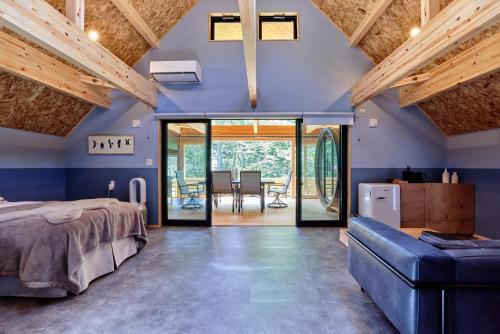 Narusawa Villa | Discover GRAN TOCORO: Resort & Glamping with Hot Tub