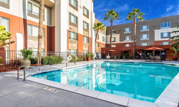 Fremont House | Discover Convenient Rooms in Central Fremont with Pool & Spa