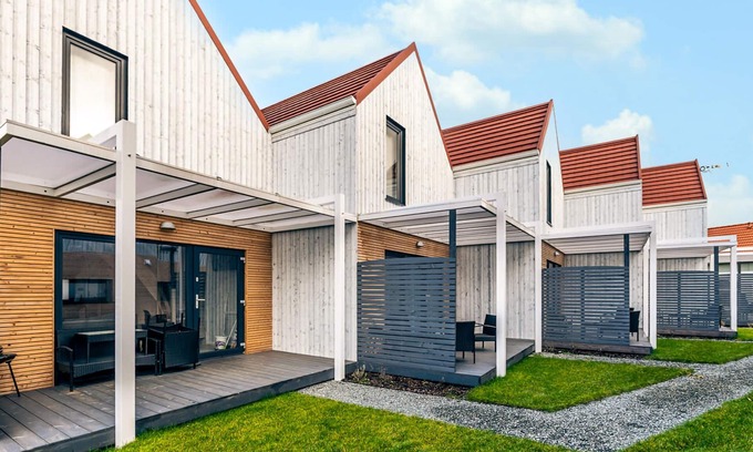 Debki House | Enjoy a dream vacation near the sea in this family-friendly vacation home!