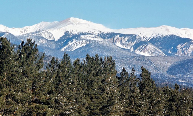 Eagle Nest Cabin | Cozy Log Cabin Retreat by Eagle Nest Lake, NM – Guest Rated 9/10