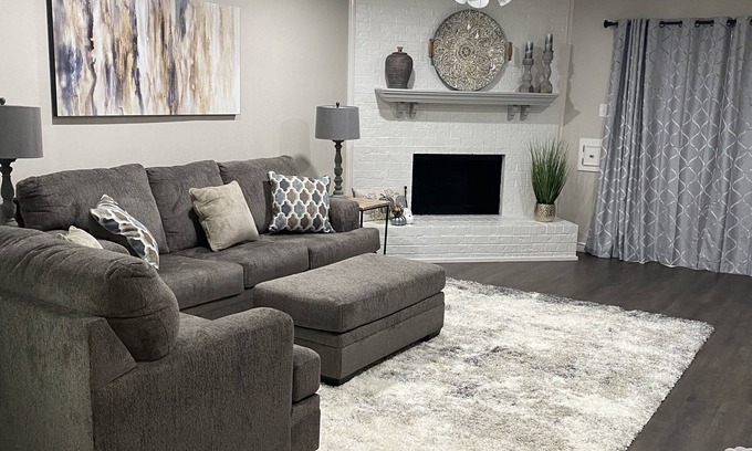 Nacogdoches House | Perfect Retreat at Hillside Haven: Rated 10/10 and Family-Friendly
