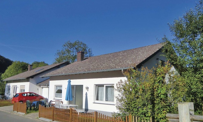 Welchenhausen House | Relaxing Getaway in Quiet Vacation Home with Lake View