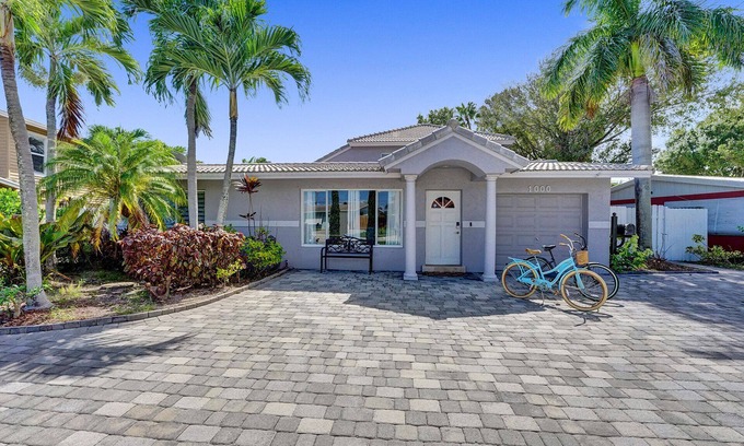 Deerfield Beach House | Discover The Cove: Oceanfront Home with Heated Pool!