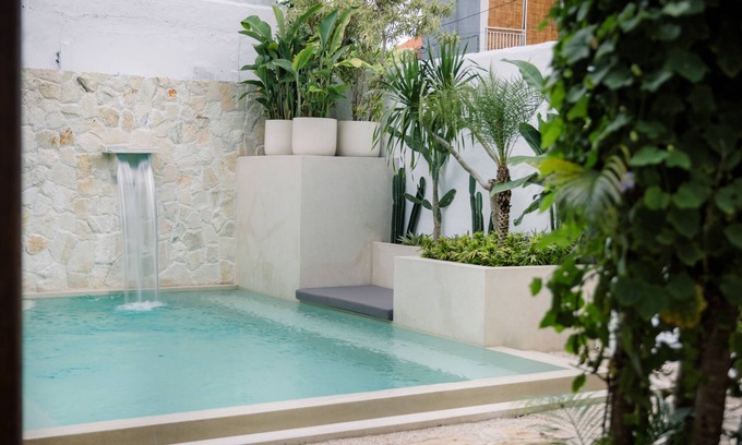 Legian City-Centre Villa | Stylish Central Hotel with Family-Friendly Amenities