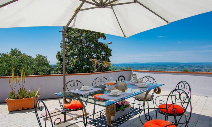 Giugnano Apartment | Experience an Unforgettable Stay in Our Pet-Friendly Apartment