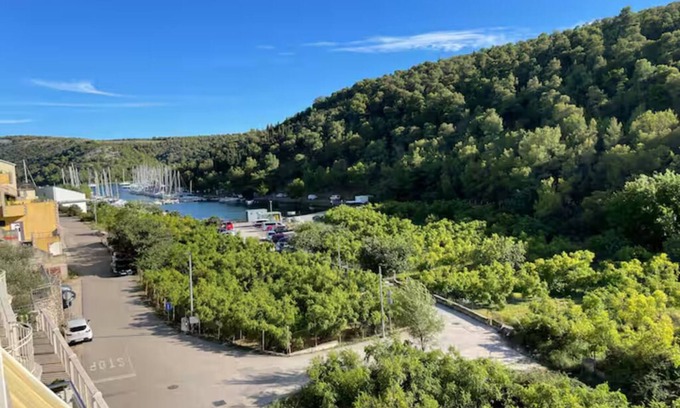Skradin Apartment | Enjoy KRK waterfalls, sun, beach and sea: Domicile Sunce Krka Studio