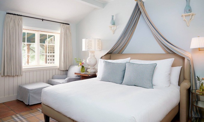 Lower Basin Lake Travis Hotel | Enjoy Lakefront Retreat w/Full Spa, Pools and Garden at Lodge-styled Resort