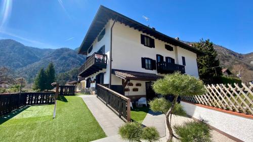 Ledro Hotel | Pet-Friendly Retreat at Ledro B&B - Rated 9/10 by Guests