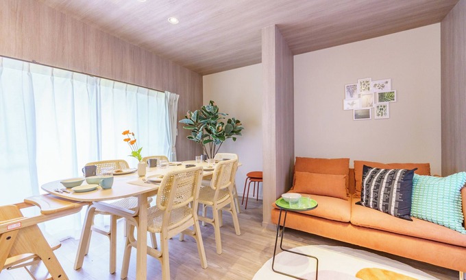 Shimomeguro House | Enjoy Meguro House 】 Spacious 80m2 house/2 bedrooms, max 8 people can stay/Near Meguro station on Yamanote line/6 min walk from Fudomae station