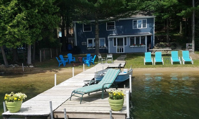 Mayfield Cottage | Beachfront Cottage with Ocean View & Spa Amenities Await!
