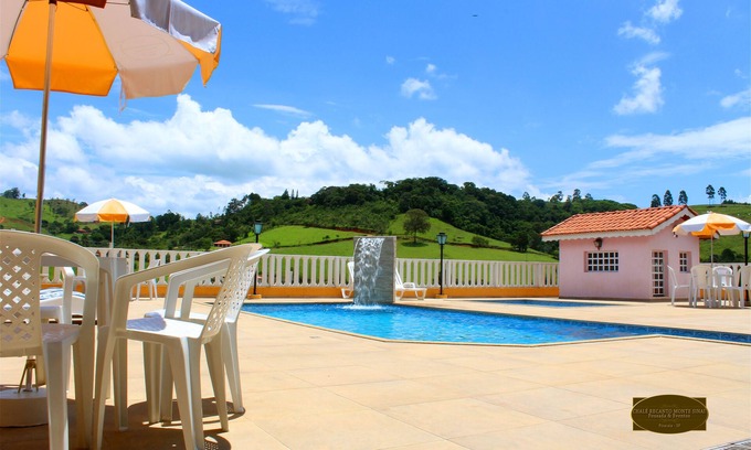 Piracaia House | Ideal Group Retreat with Pool and Pet-Friendly Amenities