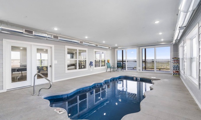 Kimberling City Cabin | Indulge in a Private Indoor Pool & Scenic Lake Views