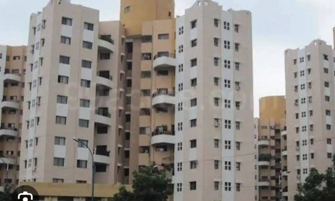 Magarpatta City Apartment | Unwind with Scenic Views in Magarpatta City