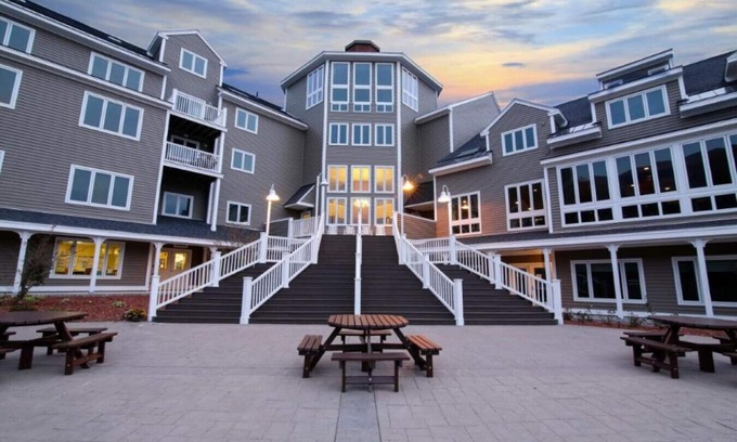 Brownsville Condo | Experience Fun & Romance in a Cozy 1BD Vacation Apartment
