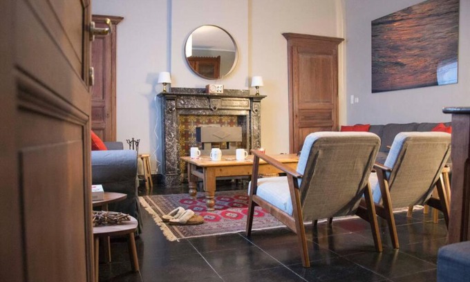 Anhee House | Family-Friendly Getaway at Enjoy Square near Maredsous