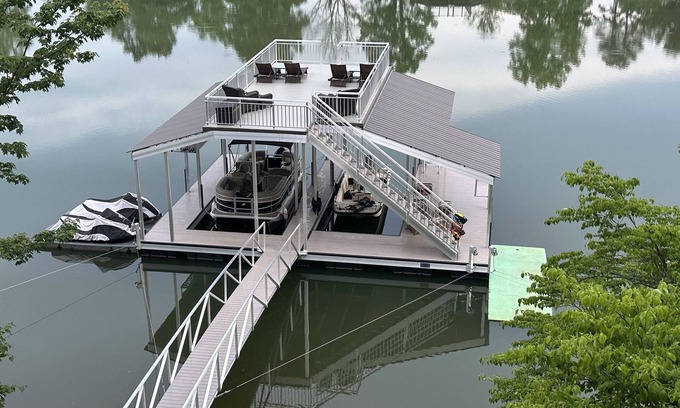 Blairsville House | Relax by the Lake: Swim, Boat & Unwind in Our Hot Tub