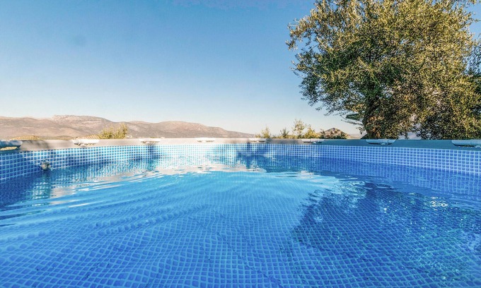 Priego de Cordoba House | Discover Scenic Mountain Views in Our Family-Friendly Retreat