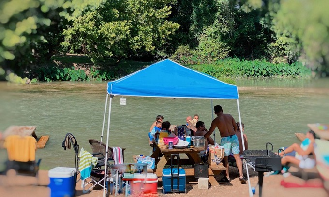 Prairie Lea Cabin | Experience Comfort by the San Marcos River with Pool & Spa