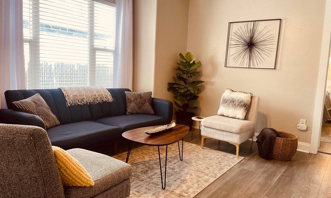 Sparks House | Experience Reno/Sparks: Minutes to Attractions & Spa Amenities