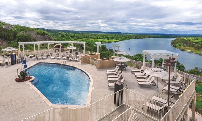 Marble Falls Resort | Experience Lakefront Bliss with Pool and Spa Amenities