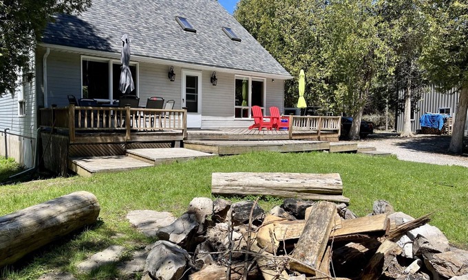 Miller Lake House | Experience Paradise at Lake Huron with Oceanfront Views