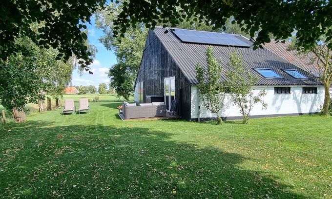 Bantega Bed & Breakfast | Relax in Frisian Countryside at Sleeping at Bonanza