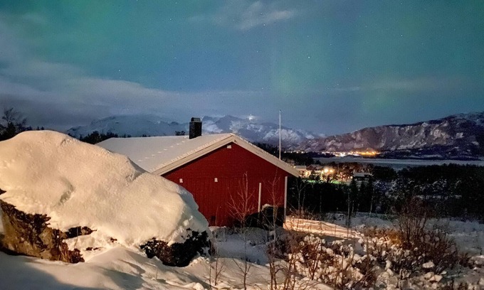 Steigen House | Scenic Vacation Home with Mountain Views and Pet-Friendly Perks