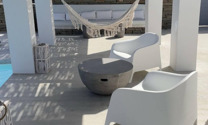 Kea House | Experience Minimal Cycladic Perfection with Ocean Views