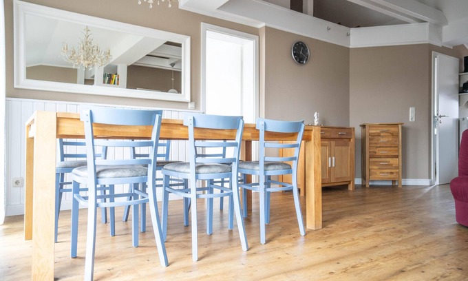 Born auf dem Darss Apartment | Delightful Stay at the Old Bakery: Pet and Child Friendly