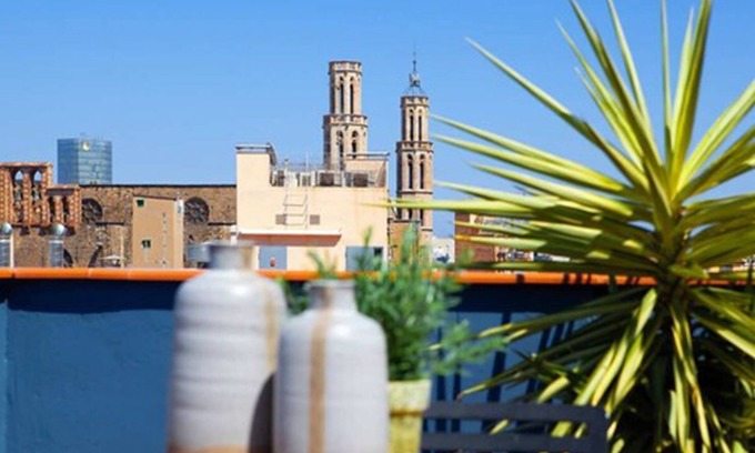 El Born Apartment | Discover Enjoybcn Dali Apartments: Guest Rated 9.4/10