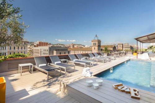 Eixample Apartment | Discover Enjoybcn Miro Apartments: Pet-Friendly Retreat