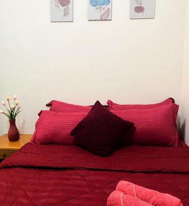 Tanjung Tanah Merah Apartment | Ennys Homestay Port Dickson: 4-Star Oceanfront Retreat
