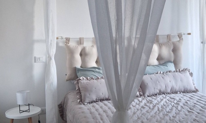 Lovere Apartment | Elegant Enrica Apartment near Lake with Free Parking