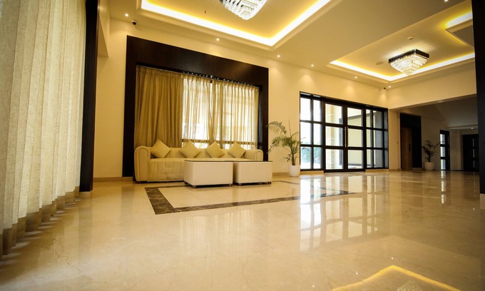 Marhi Hotel | Discover Enrise by Sayaji Rewa: Family-Friendly Retreat