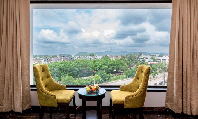 Aurangabad Hotel | Discover Enrise by Sayaji Aurangabad: Family-Friendly Getaway
