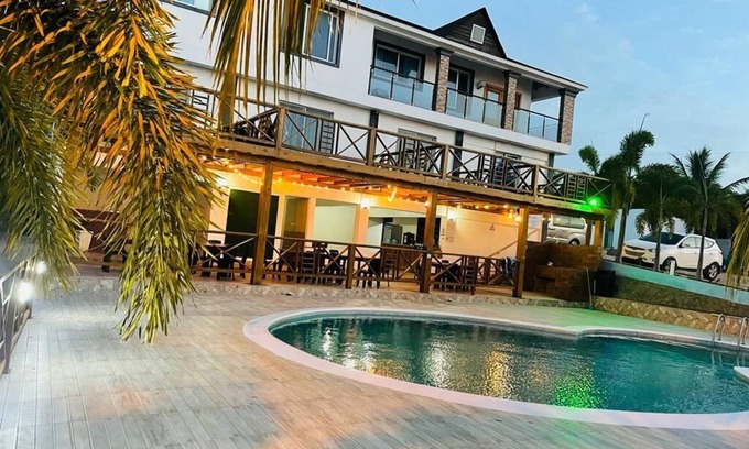 Villa Isabela Hotel | Discover Ensenada Resort: Family-Friendly with Pool & Spa