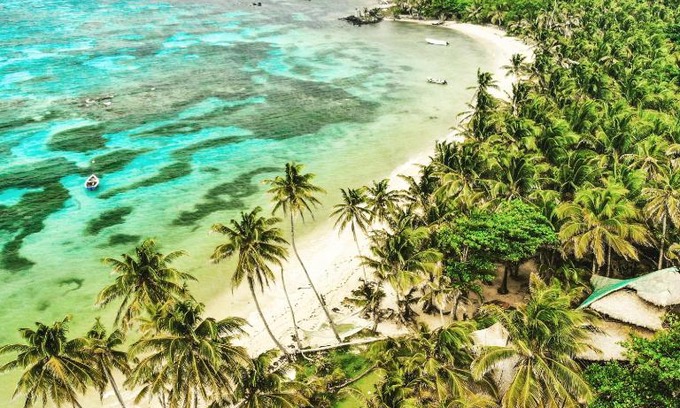 Little Corn Island House | Serene ENSUEÑOS NATURAL RESERVE on Little Corn Island