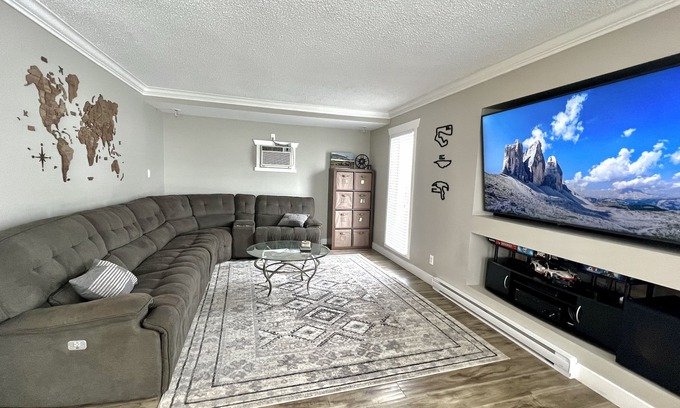 Okanagan-Similkameen House | Relaxing Retreat with Fire Pit, BBQ & Pet-Friendly Vibes