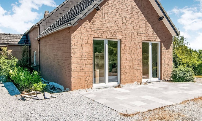 Viroinval House | Inviting Holiday Home in Treignes with Pet-Friendly Amenities
