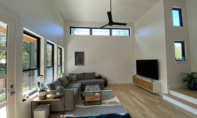 Highland House | Discover a 3 Bedroom Home with Peloton in Central Austin