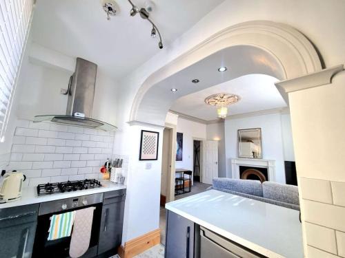 Southville Apartment | Ideal Apartment Near City Centre & Harbourside - 9.5/10 Rating